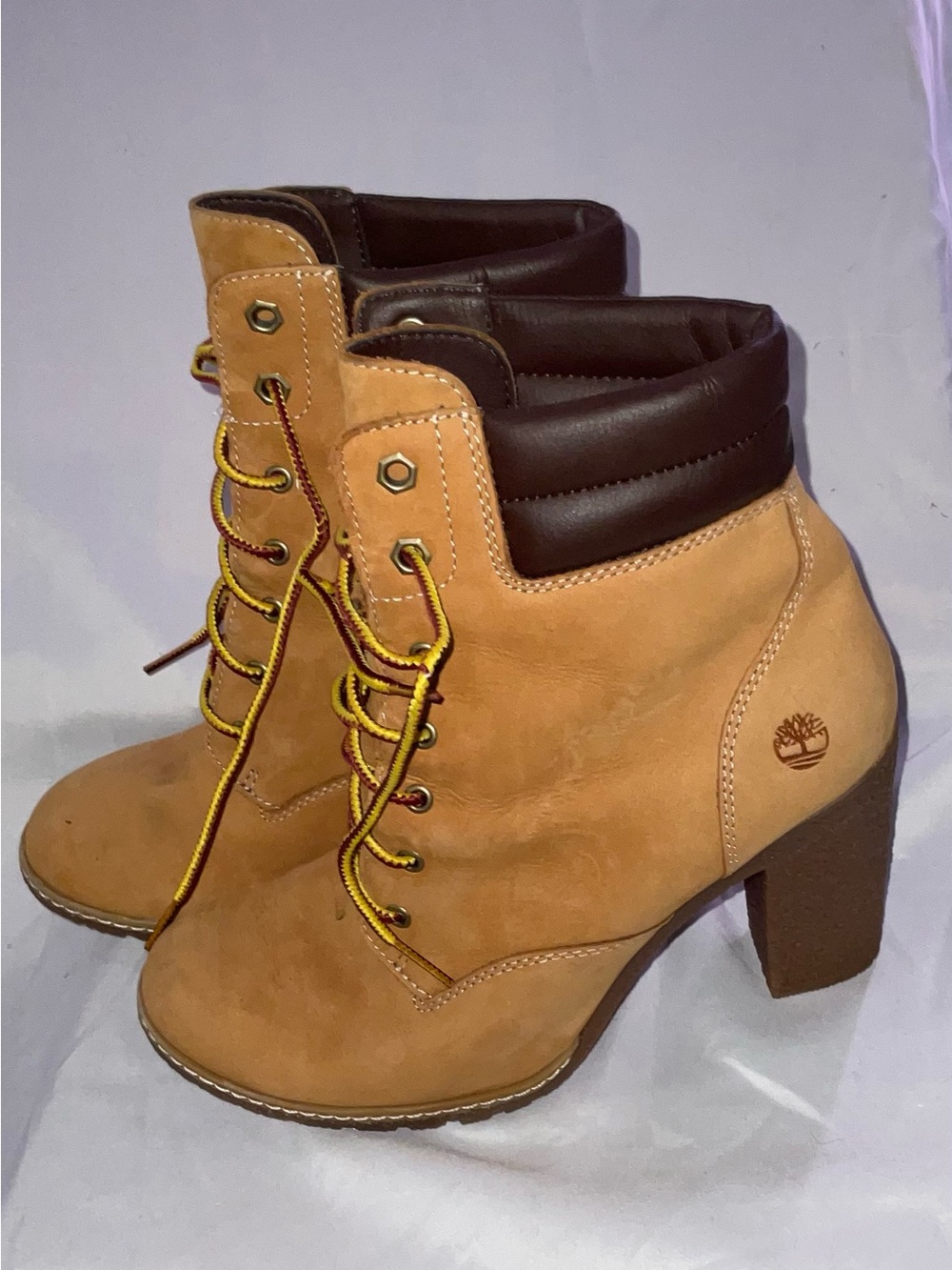 Glamour Hiking Timberland Suede Boots size 7.5